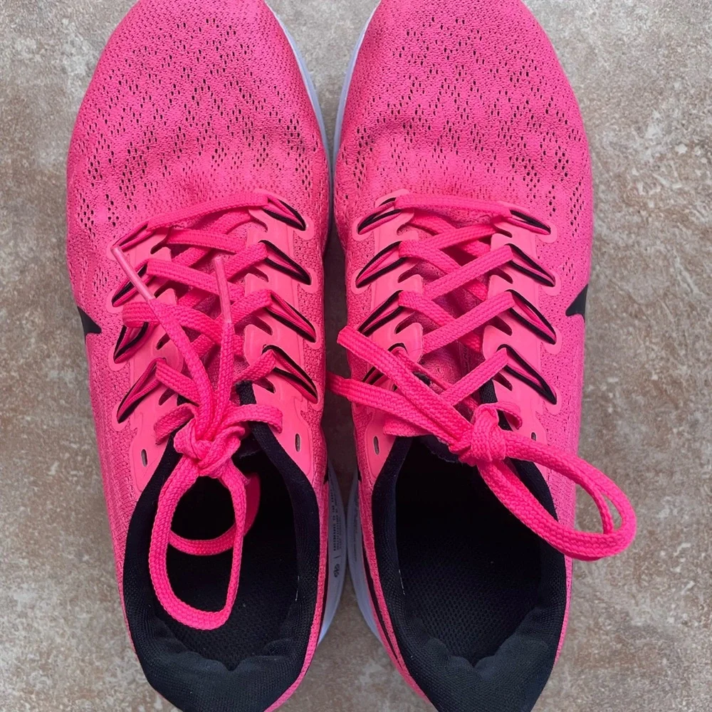 Nike Air Zoom Pegasus 36 'Hyper Pink' - Picture 6 of 12